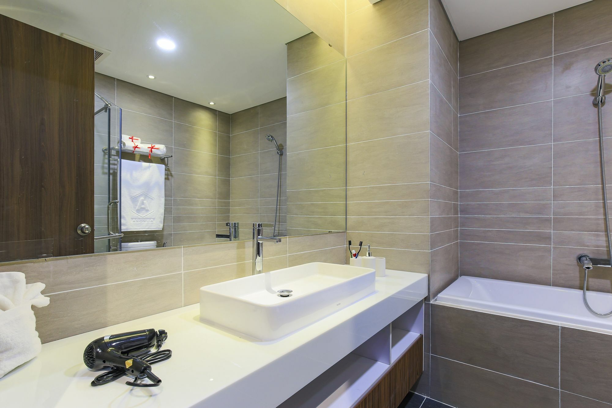Aurora Serviced Apartments (Adults Only) Ho Či Minovo Město Exteriér fotografie